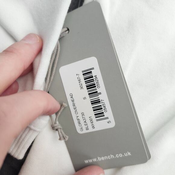 Bench Urbanwear Womens 3/4 sleeve loose fit White Sweater Top size Small - Picture 6 of 12